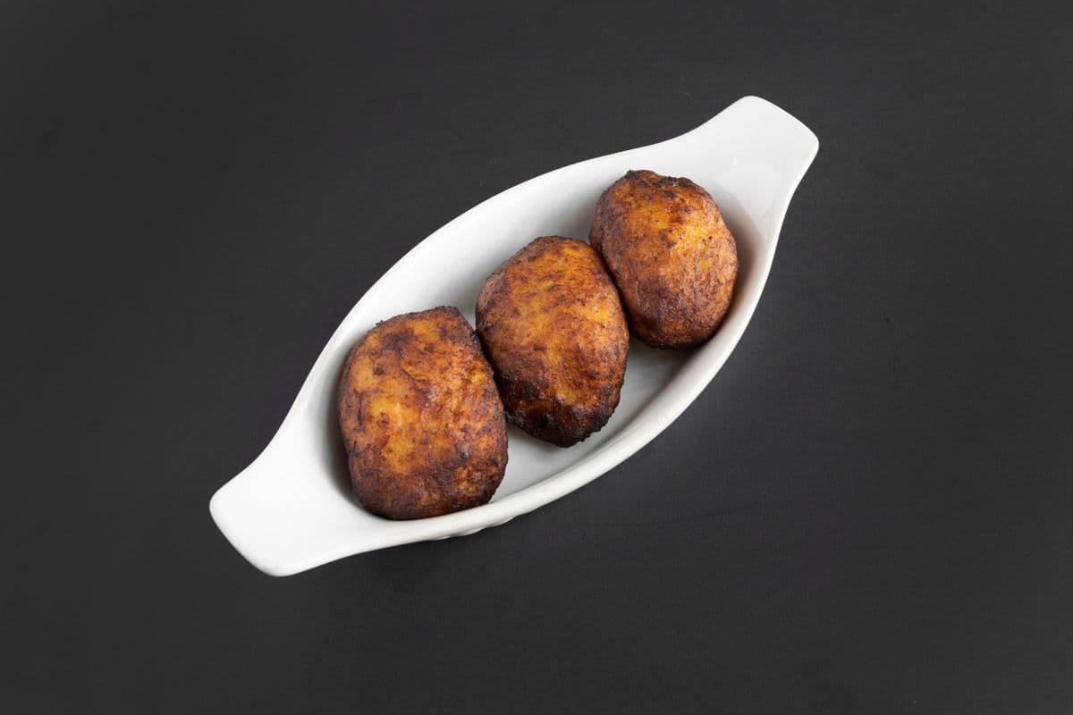 Empanada De Platano (Leche) (3 pcs)