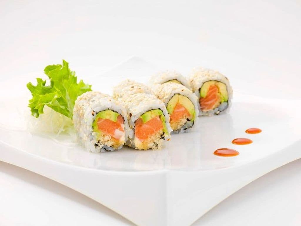 74. Salmon & Avocado Roll (6pcs)