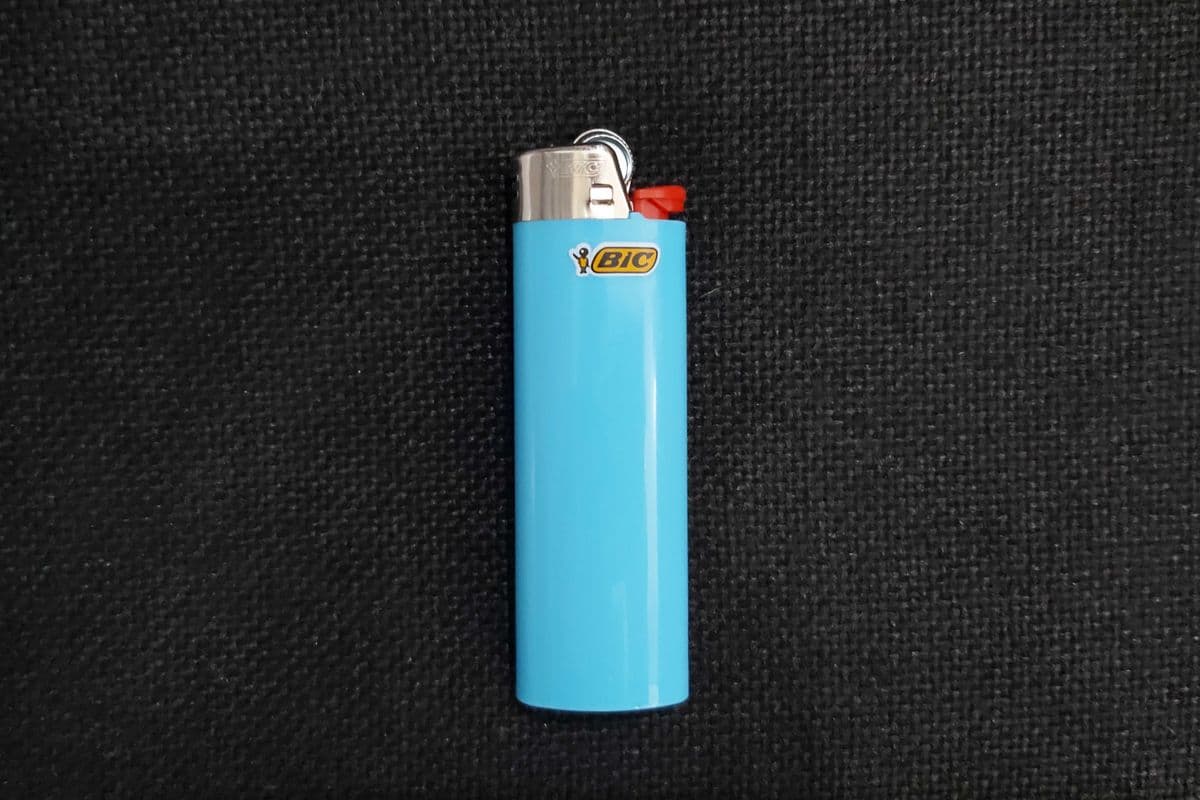 Briquet ( Big ) / Lighter ( Grand )