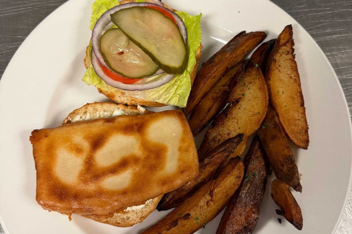 SAGANAKI SANDWICH