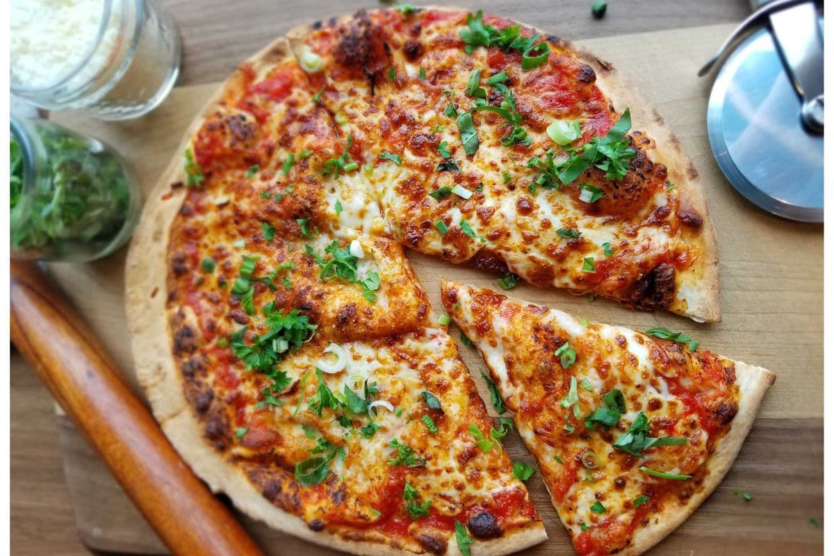 14" pizza grande napolitaine / 14" Large Neapolitan Pizza