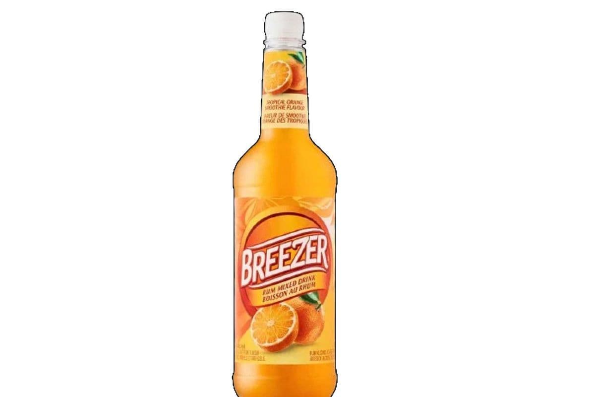 Bacardi BREEZER Tropical Orange Smoothie (1 x 1 Litre Bottle)