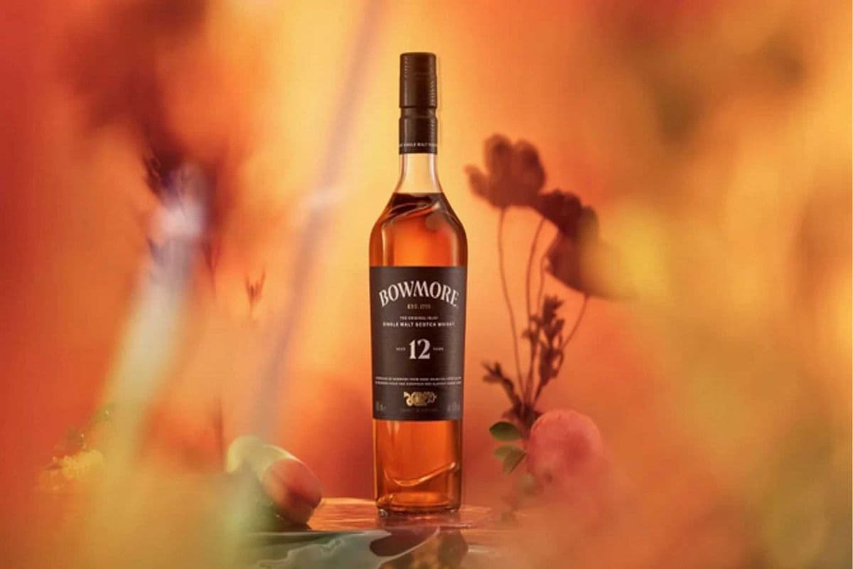 BOWMORE 12 YR OLD (1 x 750 ML)