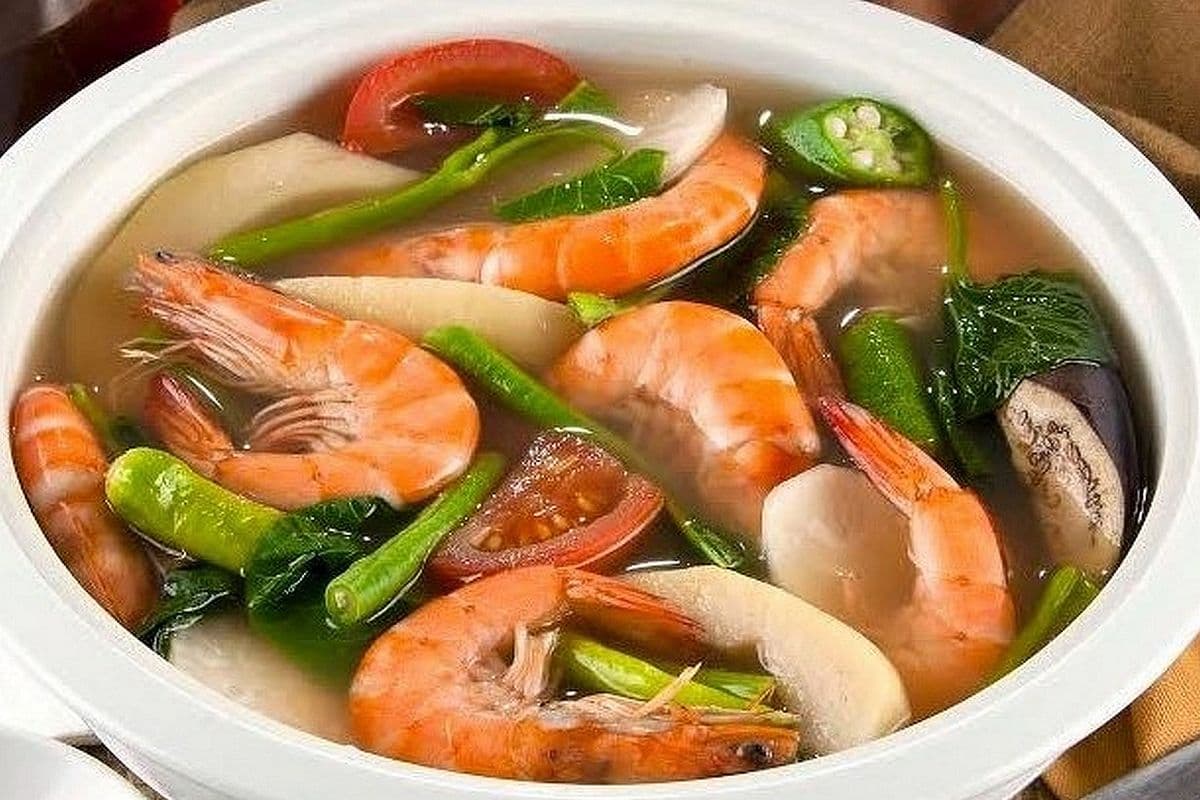 Sinigang Na Hipon (Shrimp Sour Soup)
