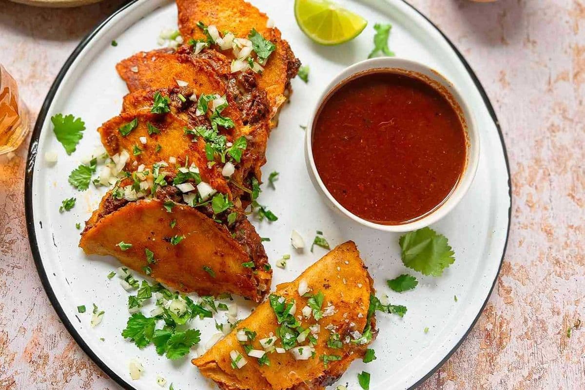 Carnitas Birria Tacos (5 Pcs)