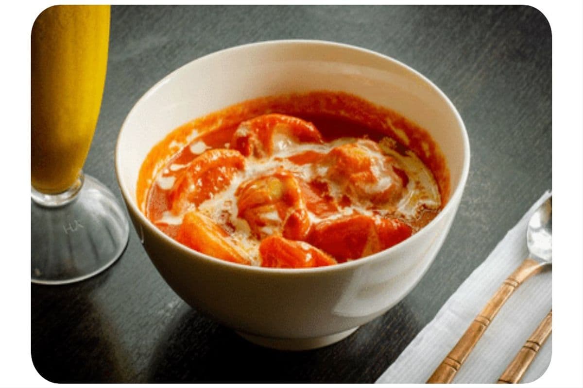 Butter Chicken Momo