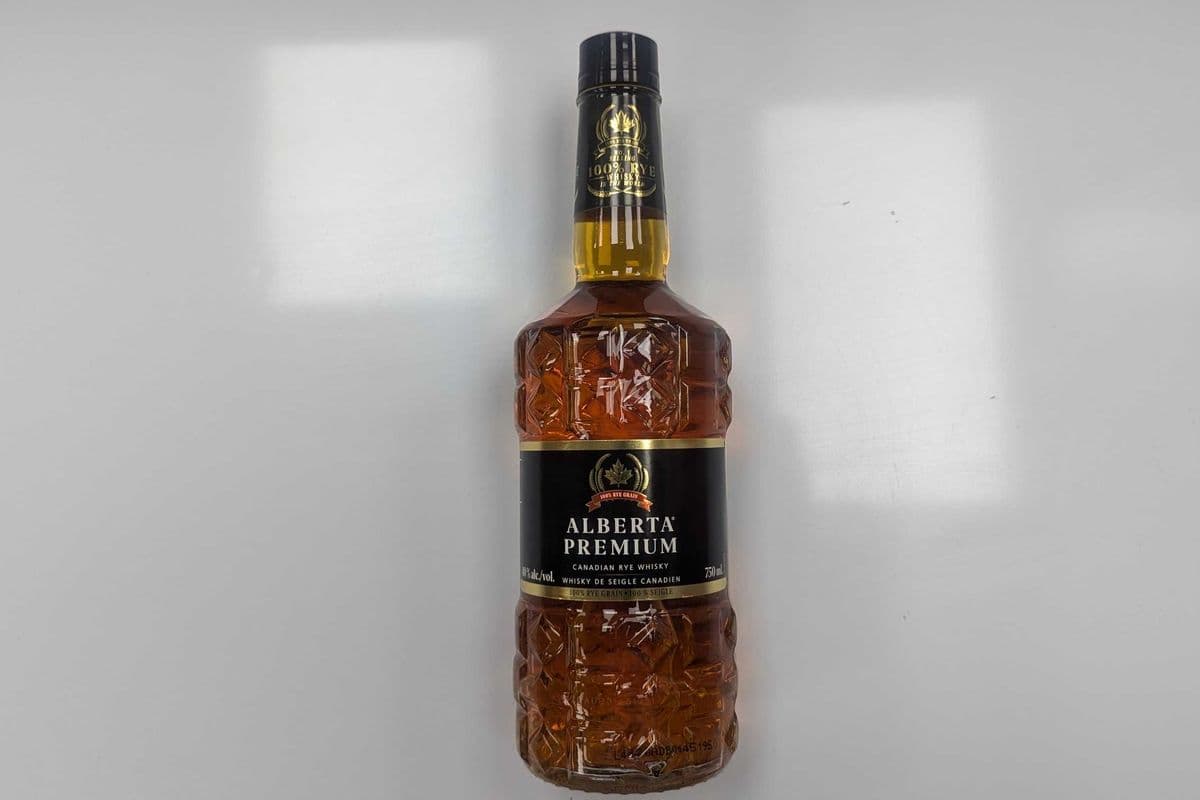 Alberta Premium 750ml (1 x 750 ml) (1 x 750ML)