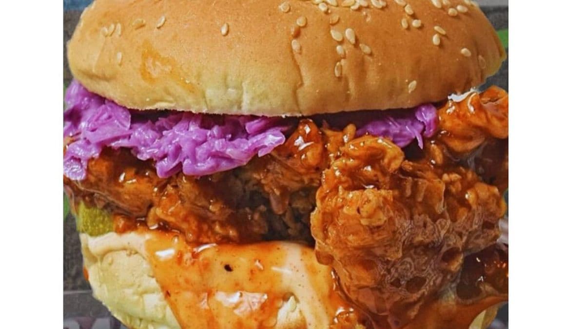 Triplets Burger