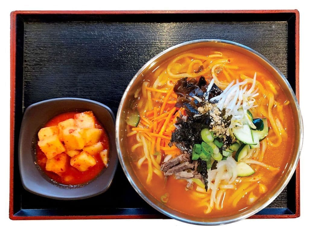 Yukgaejang Kalgooksu