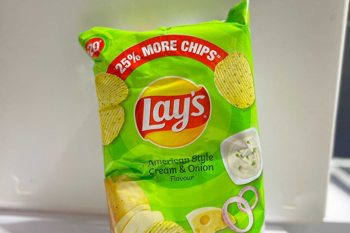 Lay's (India's Cream and Onion) (50 g)