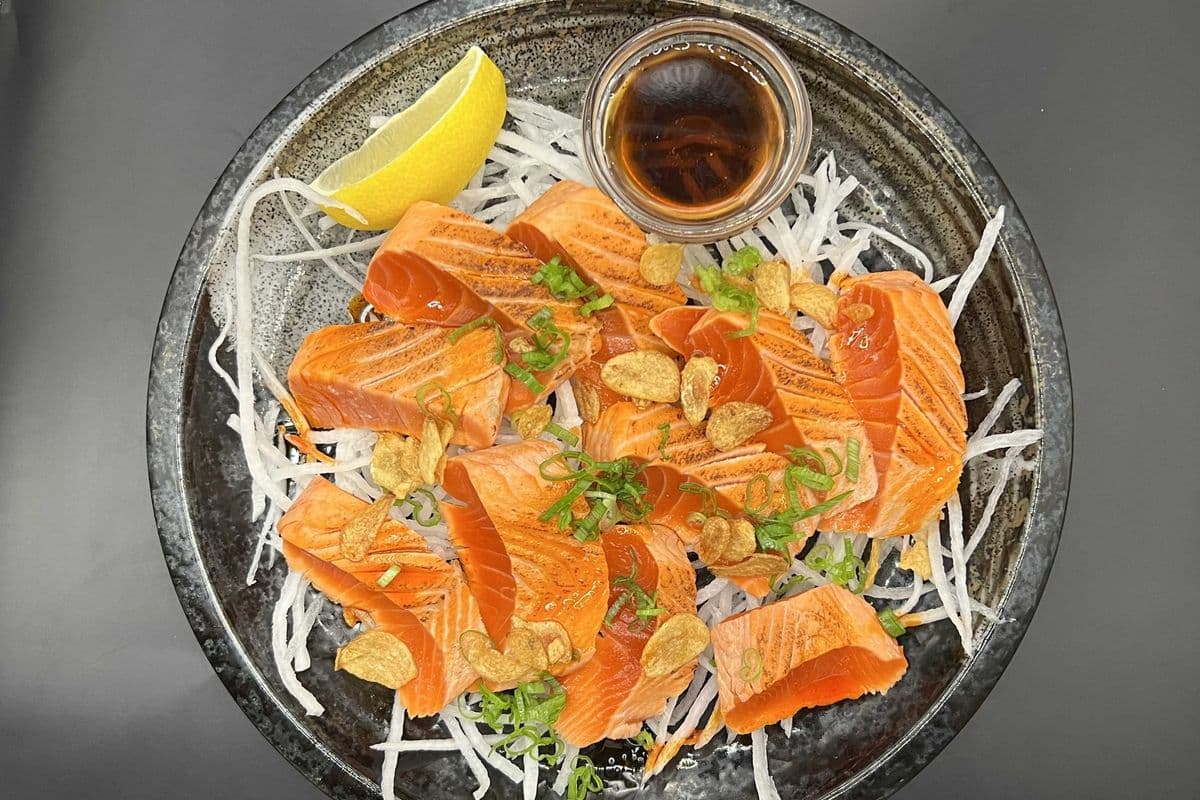 Seared Sockeye (9 pcs)