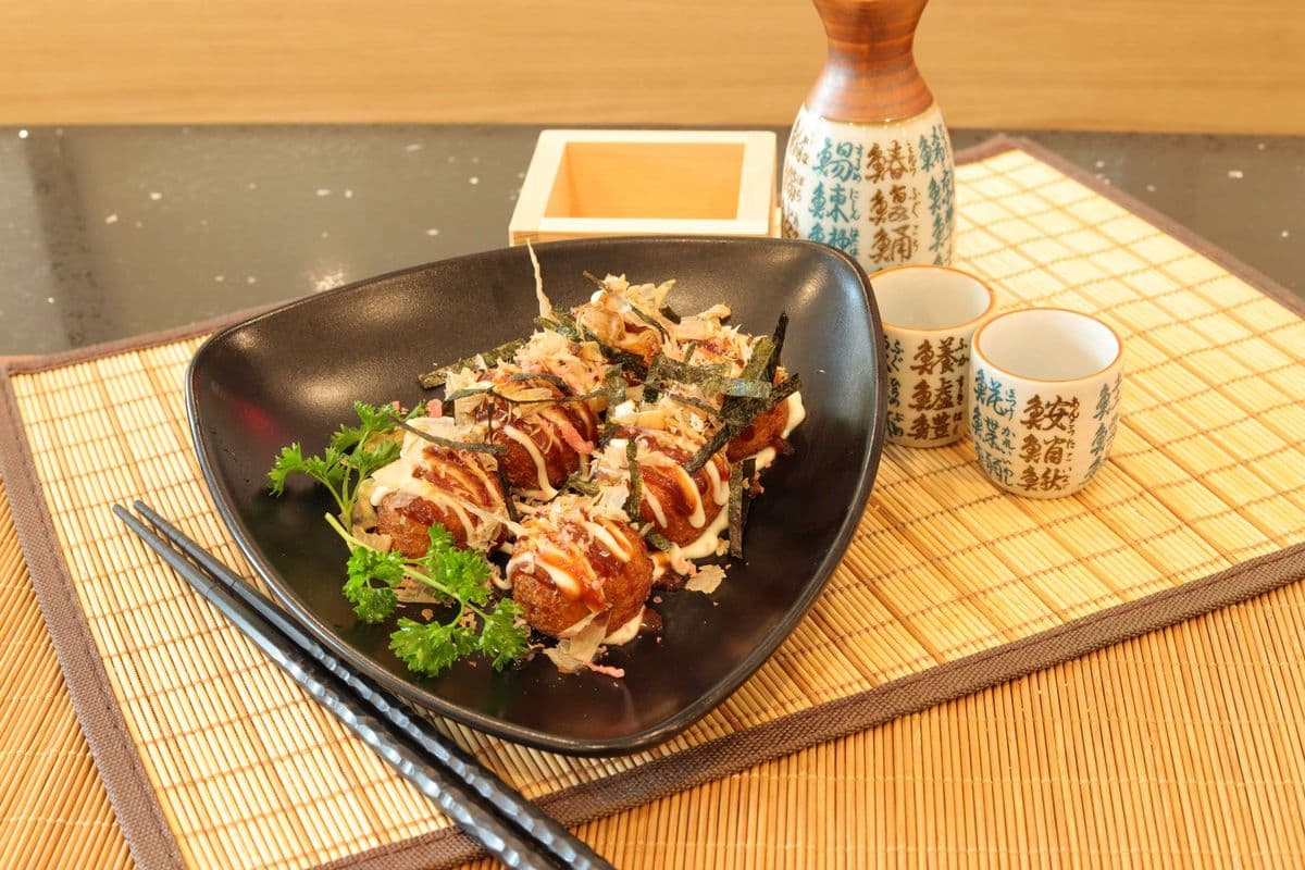 A11. Takoyaki (6 Pcs)