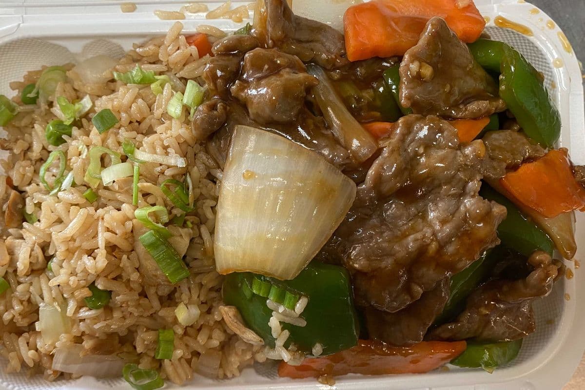 L6. Pepper Steak with Green Peppers and Onions