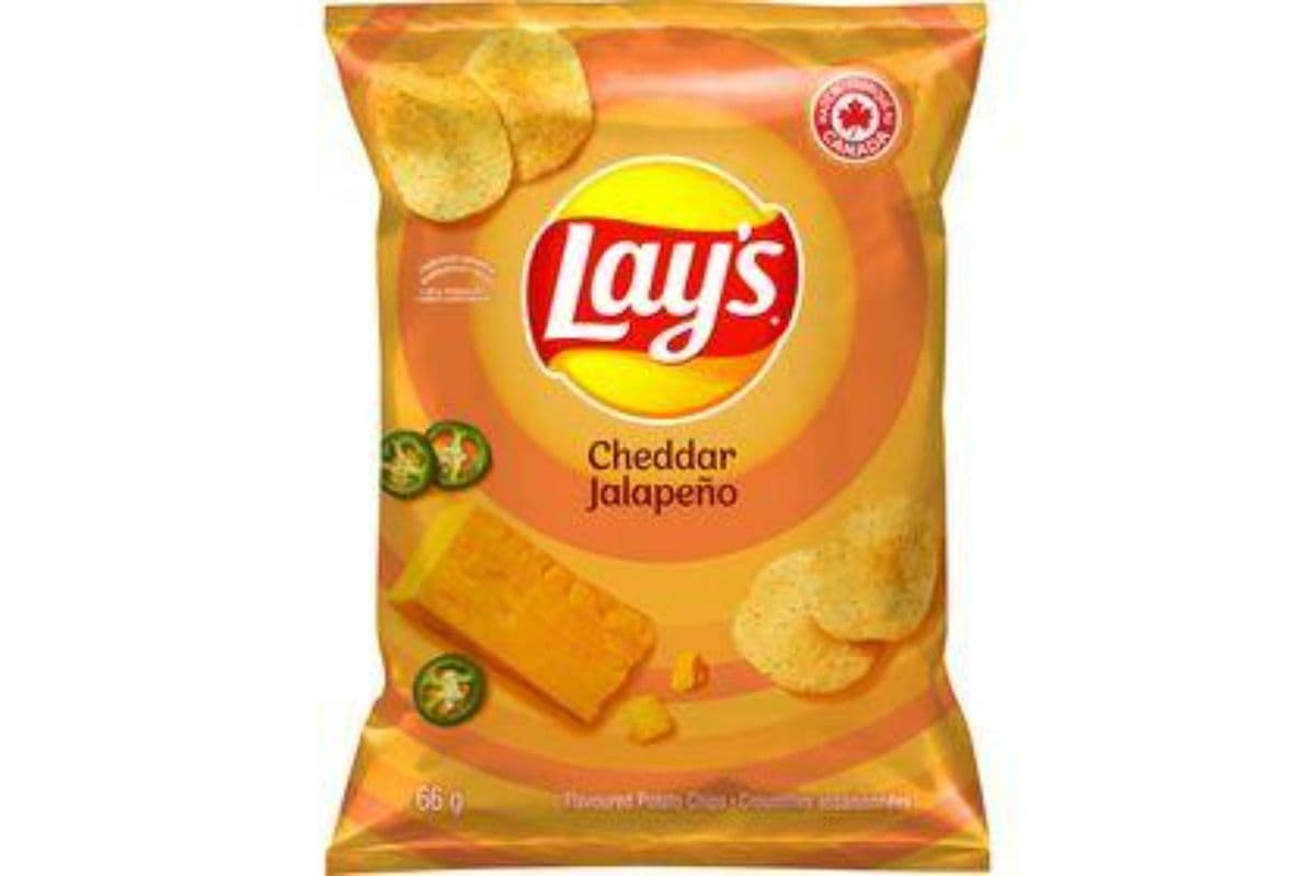 Lay's - Cheddar Jalapeño (66g)