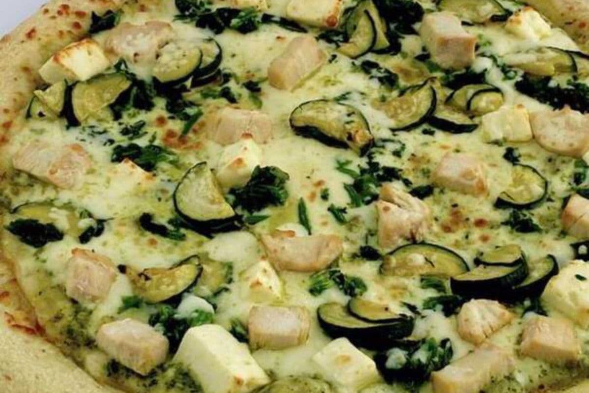 Extra-Large Chicken Pesto Pizza