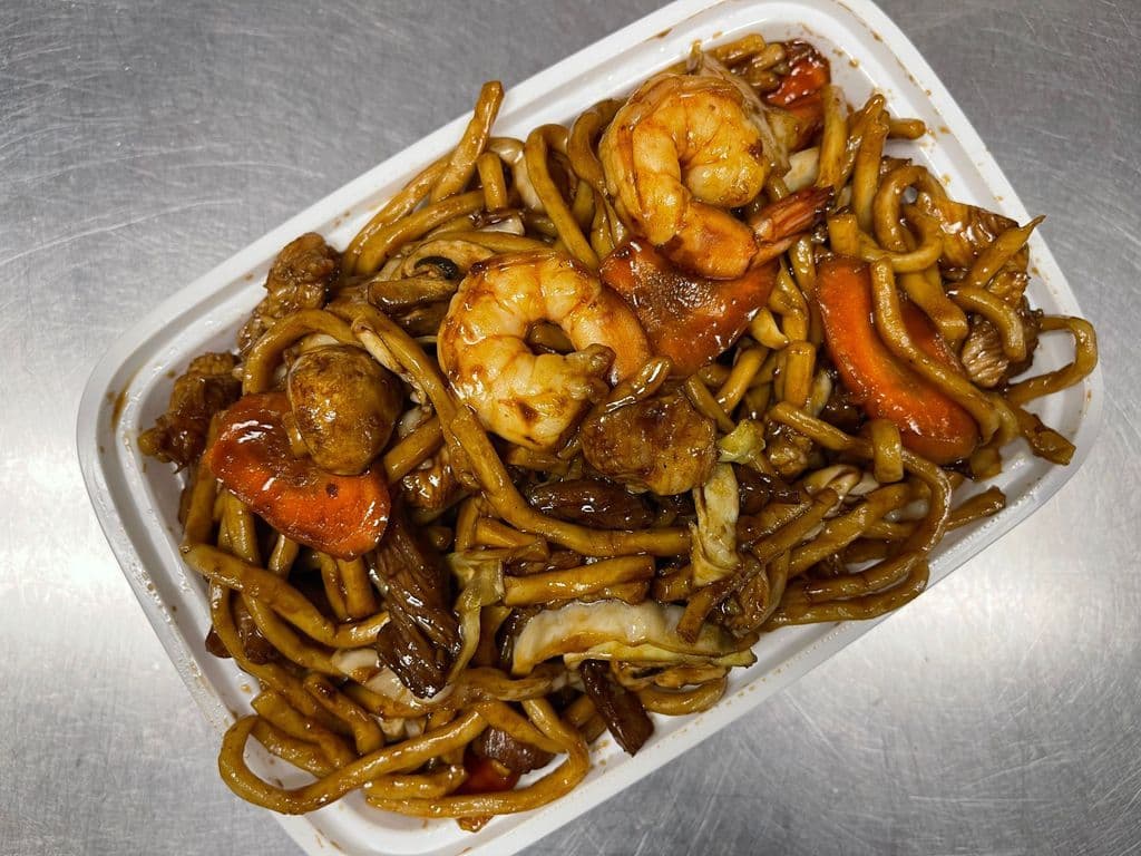 80d. Lucky Shanghai Noodle
