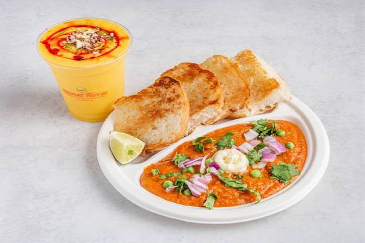 Pav Bhaji and Mango Shake  - Combo