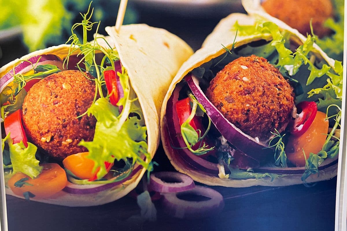 falafel meal platter