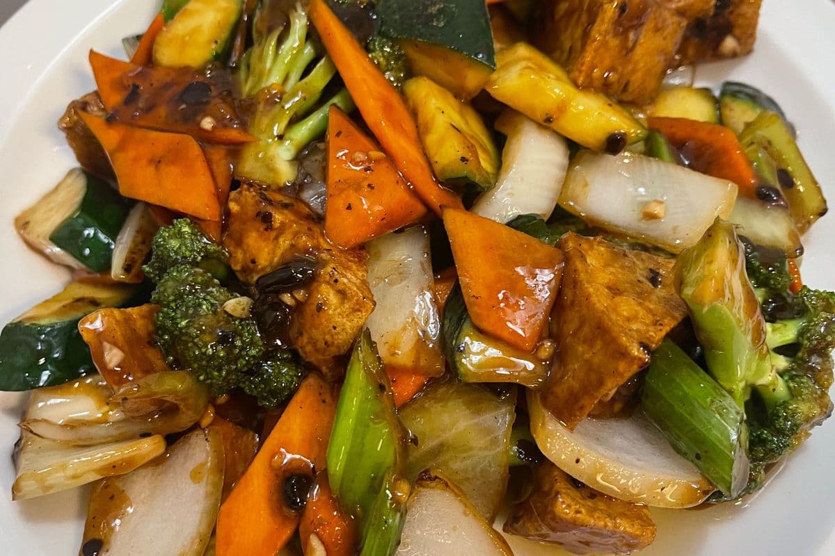 V2. Tofu with Veggies in Black Bean Sauce