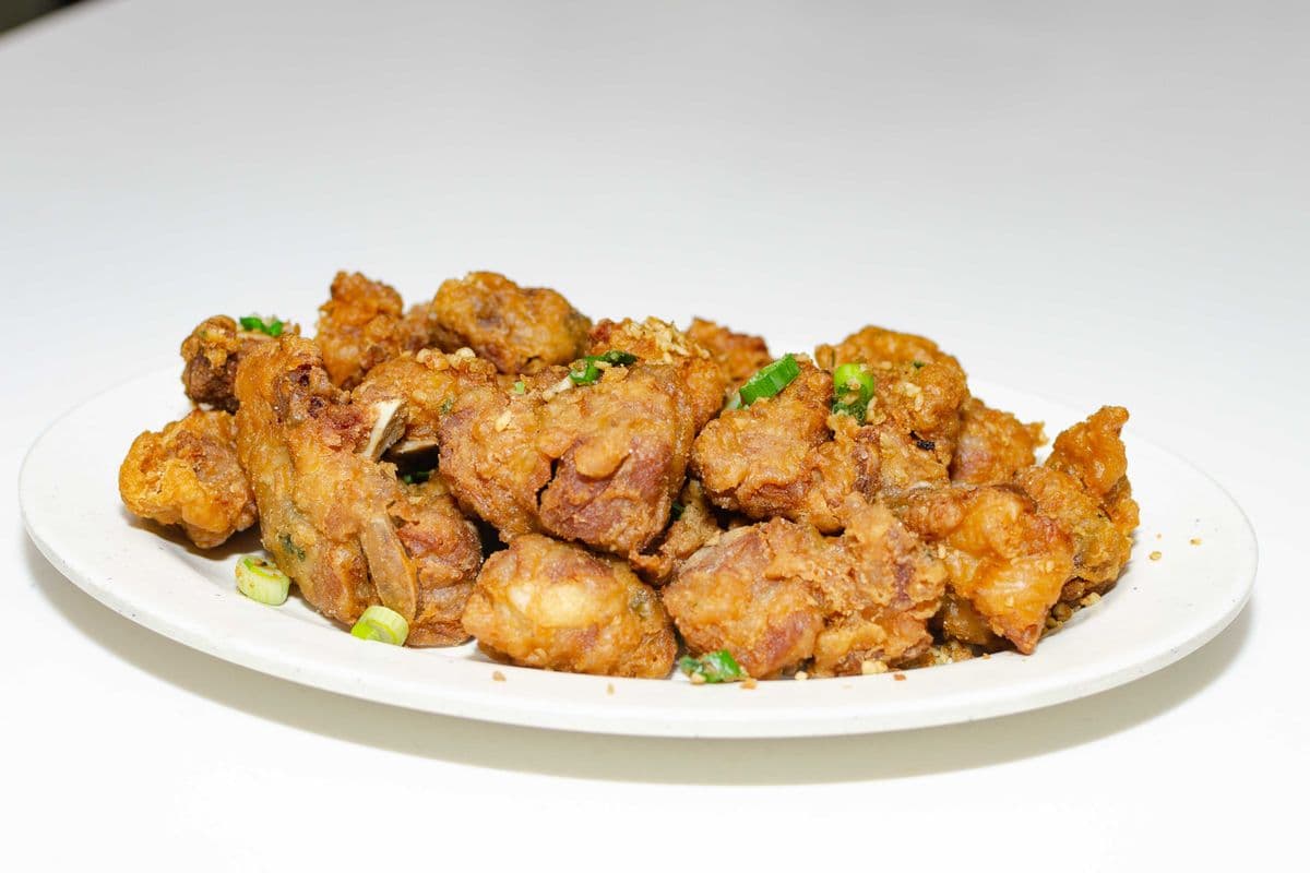 036 Deep-Fried Dry Garlic Spareribs 蒜子炸干骨