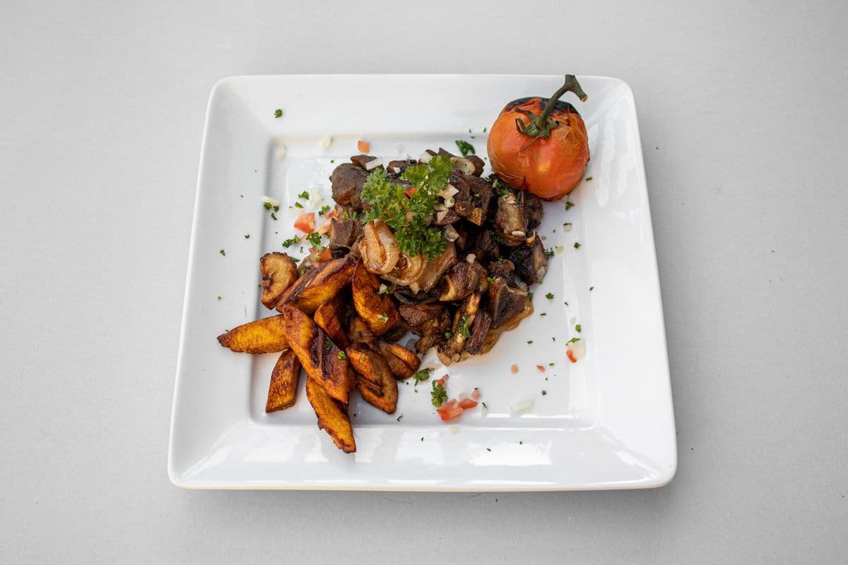 Dibi Agneau ou Chèvre / Grilled Lamb or Goat