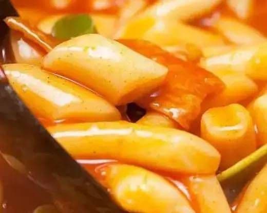 Tteokbokki (떡볶이)