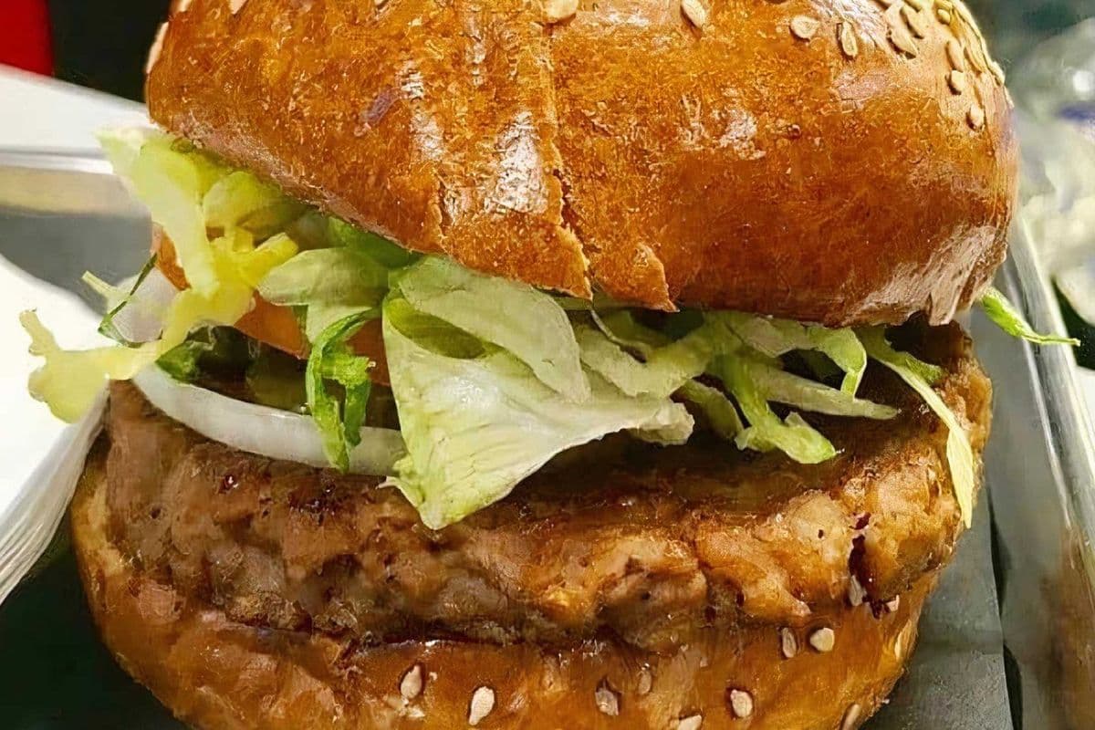 College St. Burger (SoyaBean)