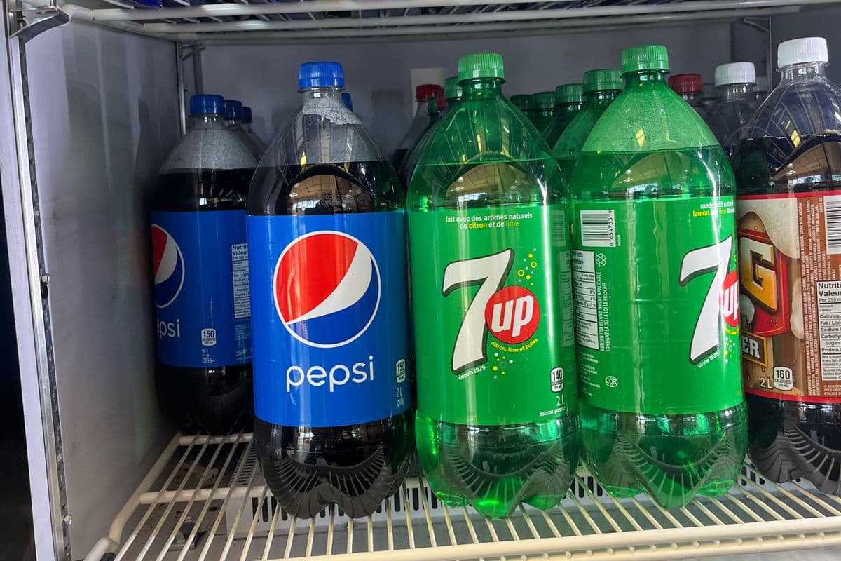 Pop (2 L) PEPSI Products only
