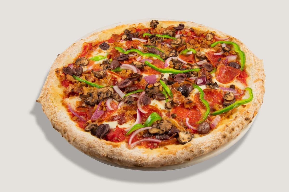 8" Small Supreme Commander Pizzetta Combo