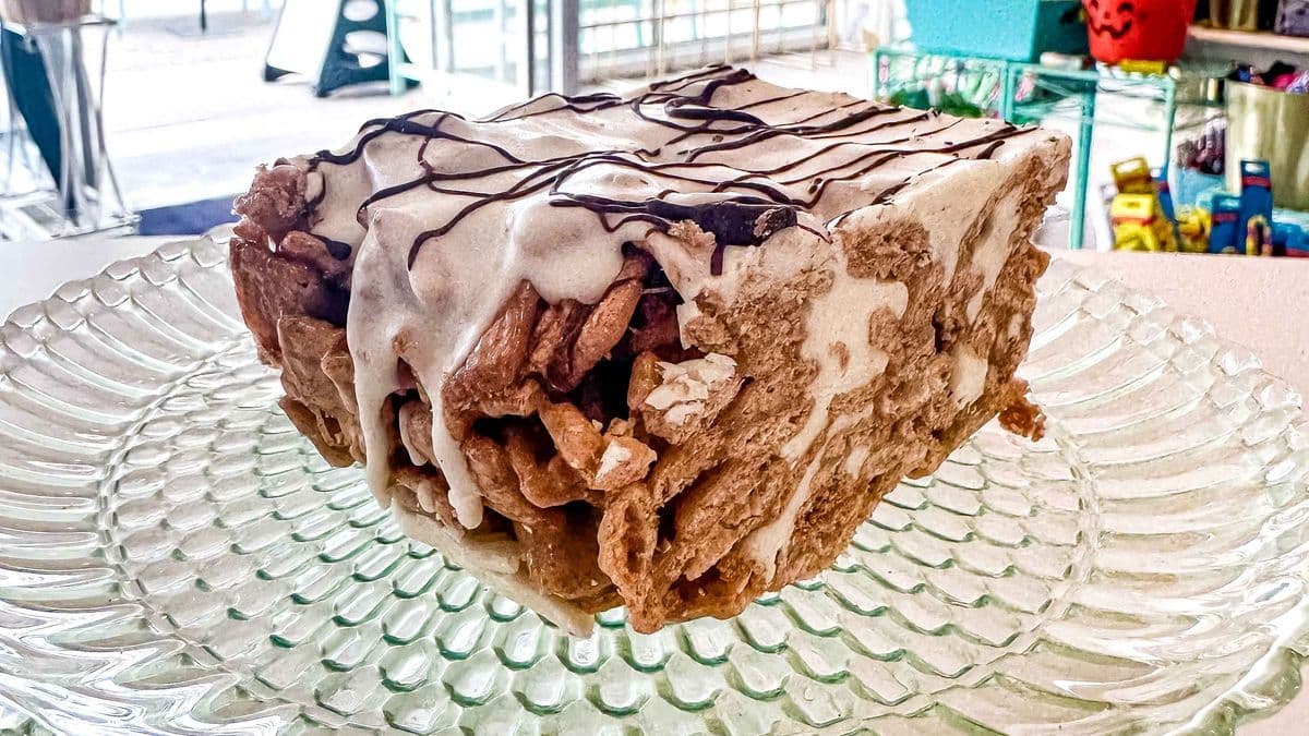 Cinnamon Toast Crunch Bar