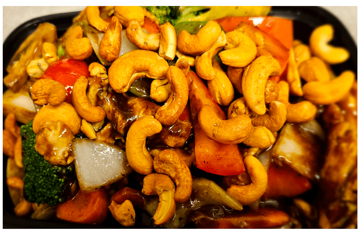85. Diced Chicken with Cashew Nuts