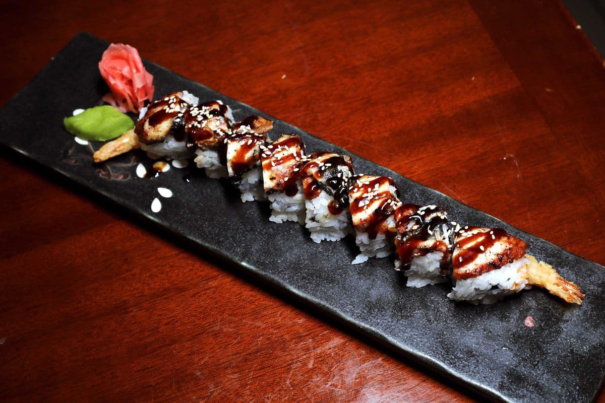 Nigiri-Ya Black Roll (8 pcs)