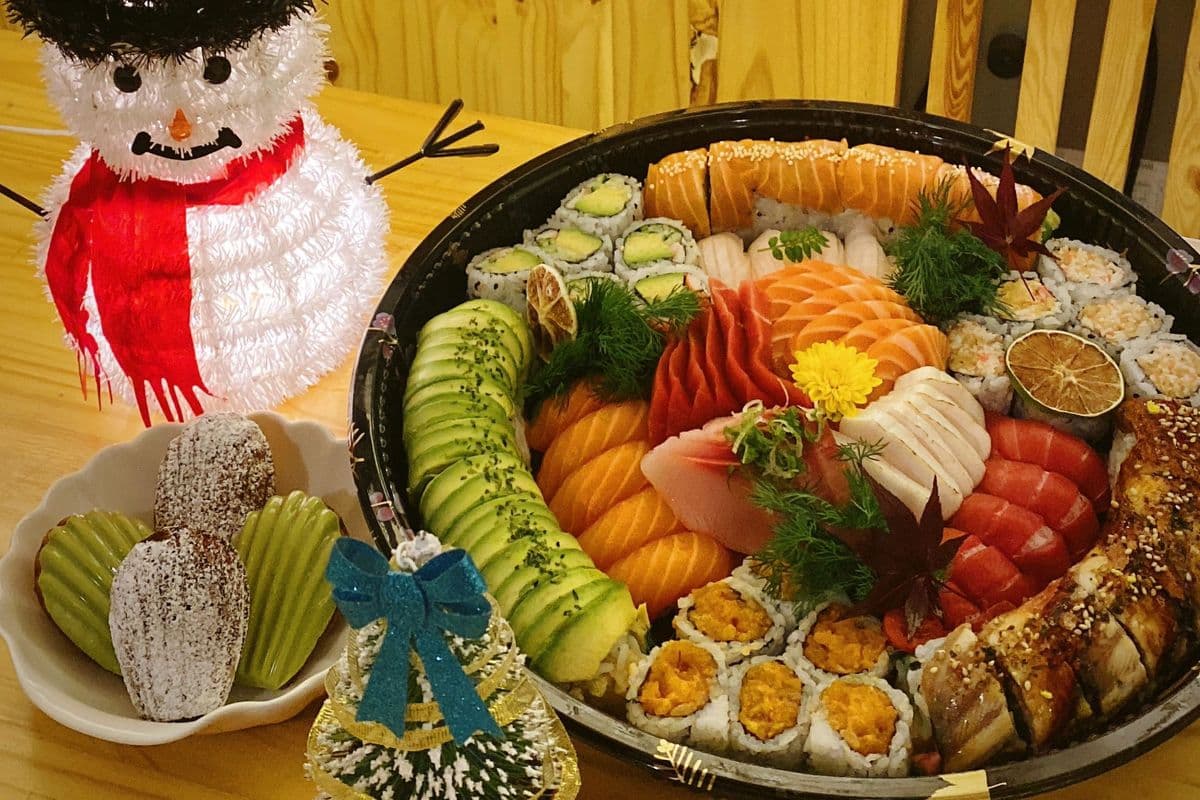 Sashimi - Sushi - Roll Large (72 pcs)
