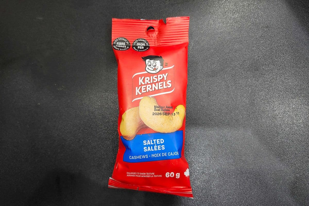 Krispy Kernel Noix de Cajou salée / Krispy Kernel Salted Cashews 65g