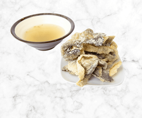S8 Deep fried fish skin / S8 炸魚皮