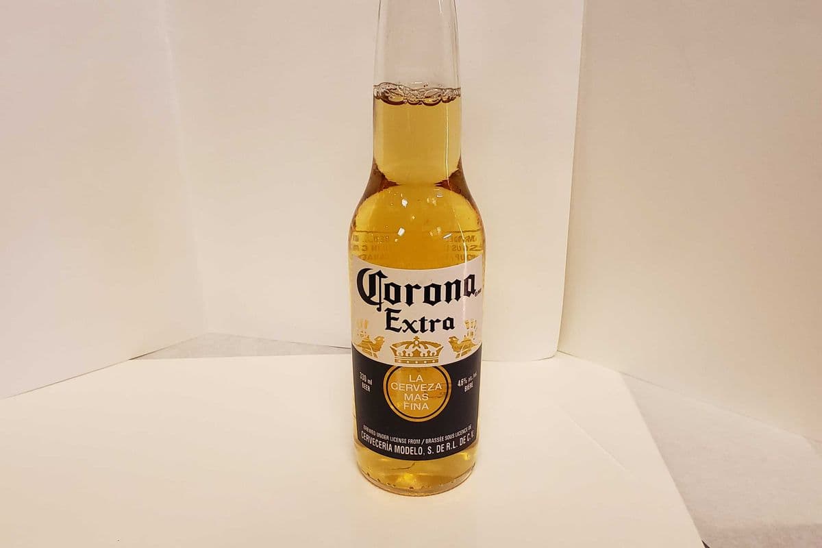 Corona (1 x 12 oz Bottle)