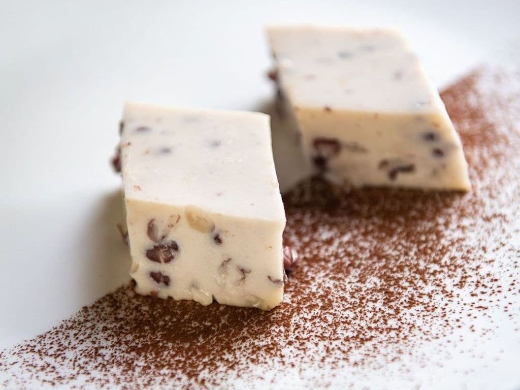 Red Bean & Coconut Pudding/387
