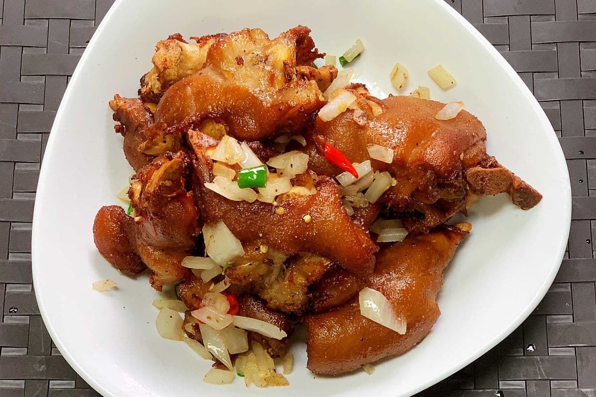 F10. Salt and Pepper Pork Feet 椒鹽豬手