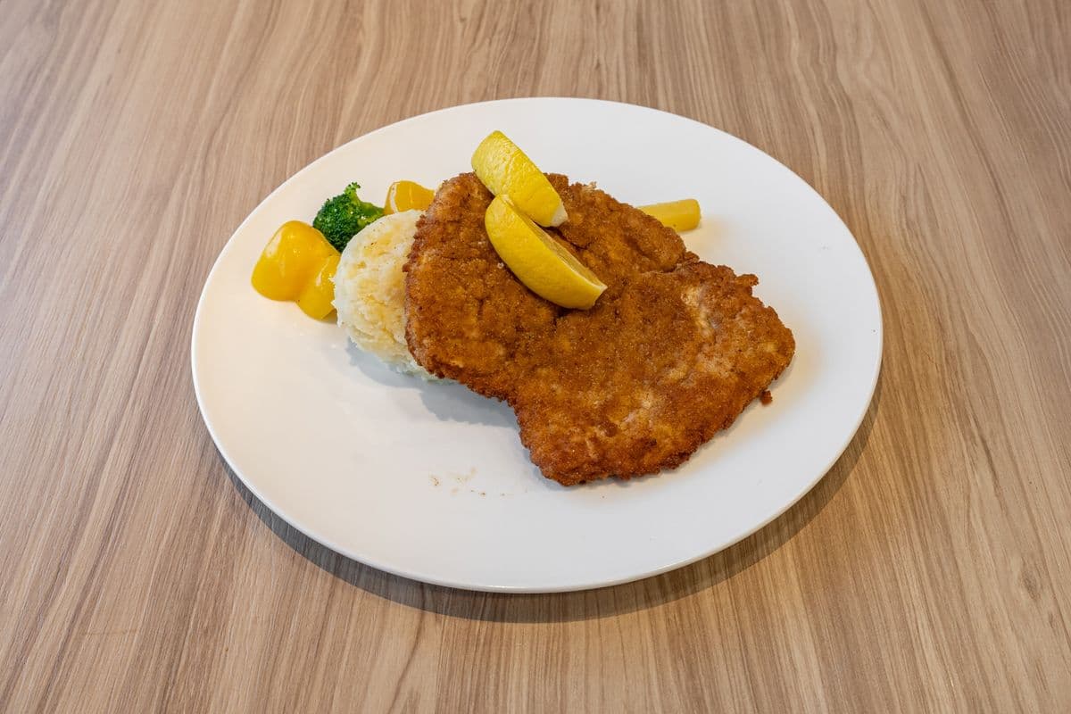 The Villa Vienna Schnitzel