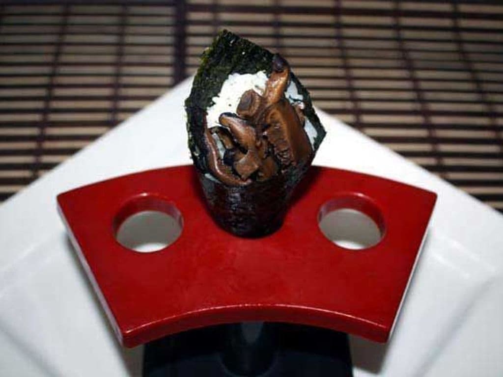Pickled Mushroom Hand Roll (1pc)