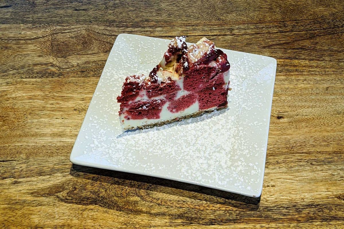 Gâteau au fromage-yogourt-grec-framboises / Raspberry Greek Yogurt Cheesecake