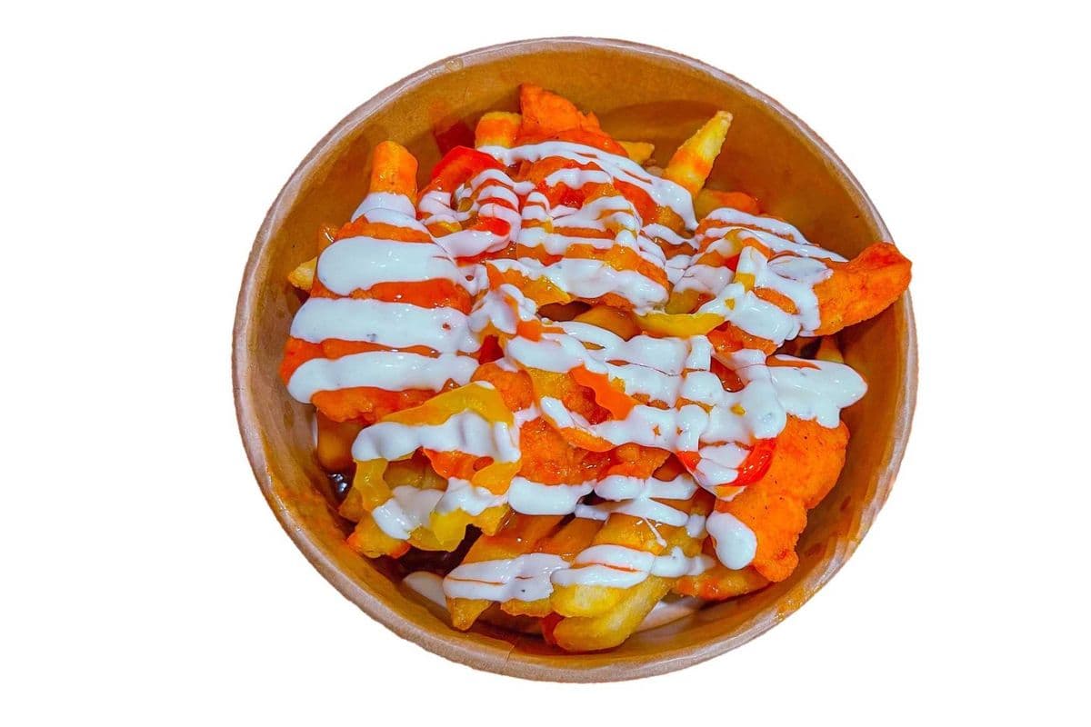 BUFFALO CHICKEN RANCH POUTINE