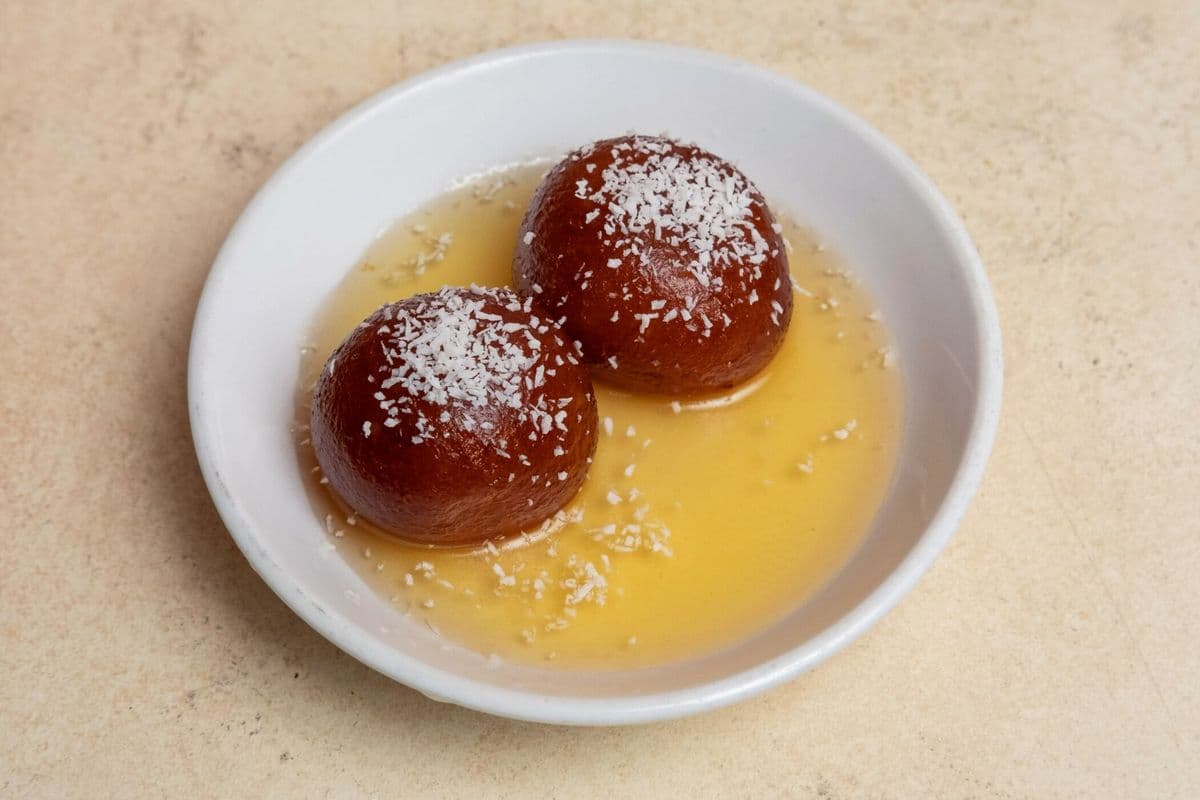 Gulab Jamun (2pcs)