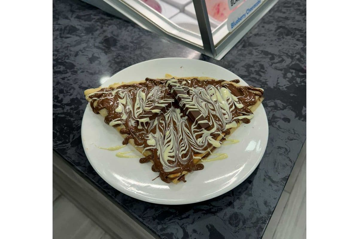 KitKat Crepe