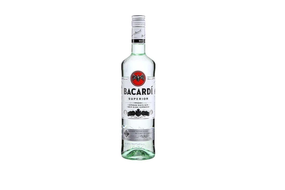Bacardi Superior White Rum (1 x 750 ml)