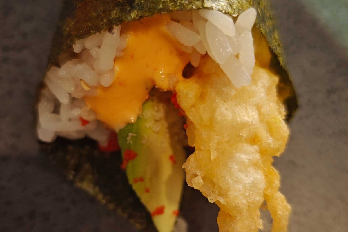 Dynamite Hand Roll