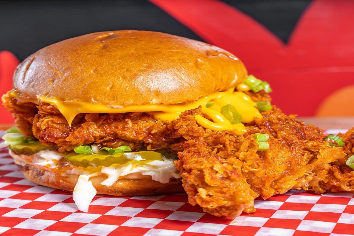 Hot Mac Sandwich