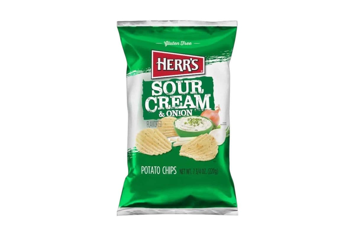 Herr's Sour Cream & Onion (71gm) (380 Cal)