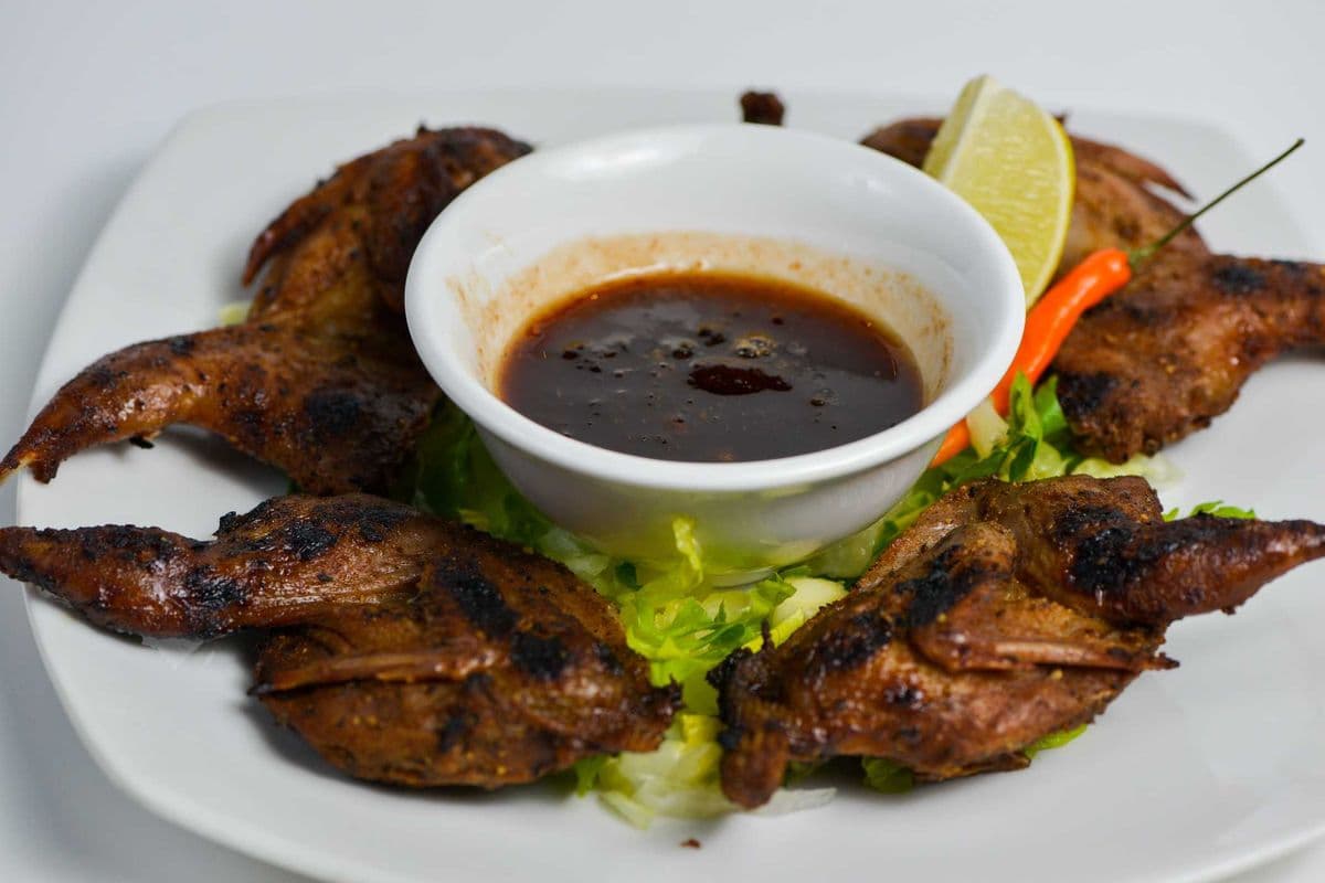 A8. Chim Cút Chiên - Deep Fried Quails (4 Pcs)