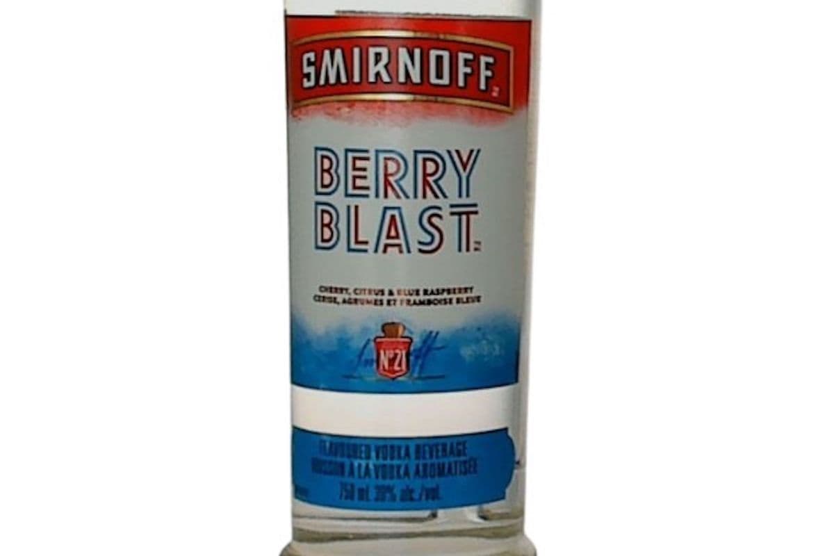 SMIRNOFF BERRY BLAST 750ML (1 x 750ML)